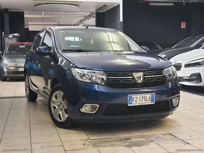 Usata Dacia Sandero 75 CV (55 kW) 2019 Blu Berlina