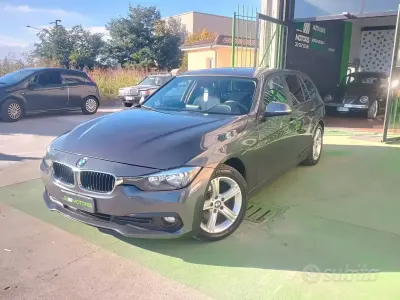 Usata BMW 318 150 CV (110 kW) 2015 Nero Station wagon