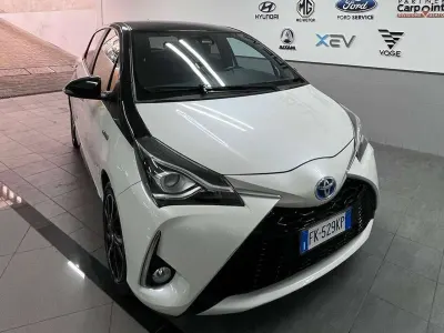 Usata Toyota Yaris Hybrid