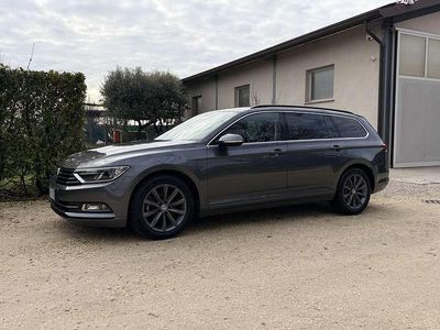 Usata VW Passat 150 CV (110 kW) 2017 Grigio Station wagon