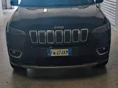 Usata Jeep Cherokee Overland 194 CV (142 kW) 2019 Nero SUV