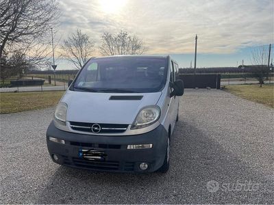 Usata Opel Vivaro 80 CV (58 kW) 2004 Monovolume