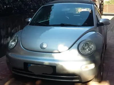 Usata VW New Beetle Cabriolet 105 CV (77 kW) 2005 Grigio Cabrio