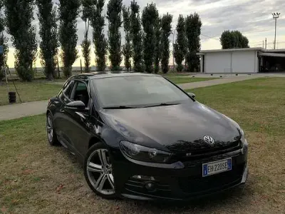 Usata VW Scirocco R-line 140 CV (102 kW) 2011 Nero Coupé