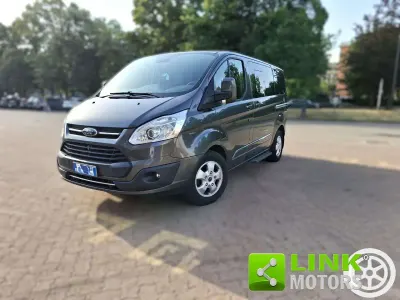 Usata Ford Tourneo Custom Titanium 131 CV (96 kW) 2018 Grigio scuro Furgone
