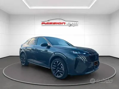 Usata Peugeot 3008 Allure 145 CV (106 kW) 2024 Grigio SUV