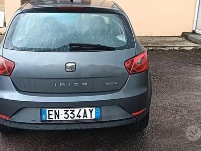 Occasion Seat Ibiza 82 ch (60 kW) 2012 Gris Berline