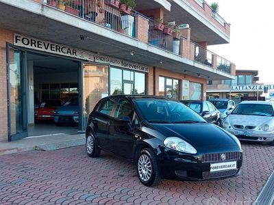 Nero Usata 2008 Fiat Grande Punto Utilitaria | 3800 € (Molto cara)
