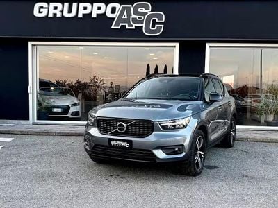 Usata Volvo XC40 R-Design 150 CV (110 kW) 2018 Grigio SUV