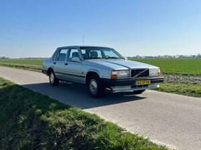 Usata Volvo 740 113 CV (83 kW) 1987 Argento Berlina