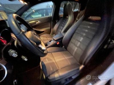 Usata Mercedes GLA200 136 CV (100 kW) 2018 Bianco SUV
