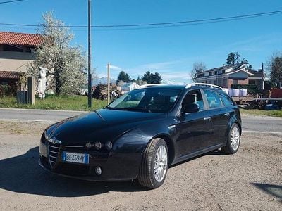 Usata Alfa Romeo 159 Progression 169 CV (124 kW) 2010 Nero Station wagon