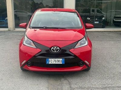 Usata Toyota Aygo X-wave 69 CV (50 kW) 2016 Utilitaria