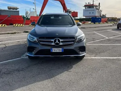Usata Mercedes GLC250 Premium 203 CV (149 kW) 2018 Grigio SUV