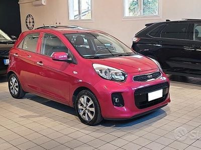 Usata Kia Picanto 67 CV (49 kW) 2016 Viola Utilitaria