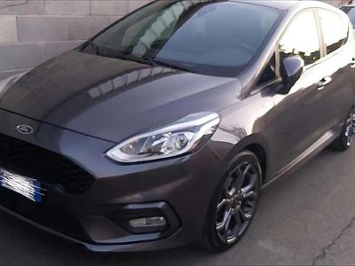 Grigio Usata 2019 Ford Fiesta ST-Line Berlina | 10.800 € (Buon prezzo)