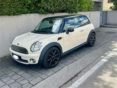 Usata Mini Cooper Pepper 120 CV (88 kW) 2007 Utilitaria