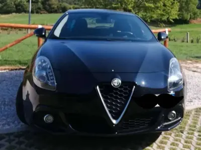 Usata Alfa Romeo Giulietta Distinctive 105 CV (77 kW) 2014 Nero Utilitaria
