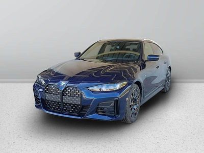 Tanzanite blue metallizzato Nuova 2026 BMW 420 Sport Line Coupé | 65.400 € (Cara)