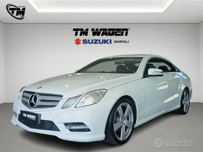 Usata Mercedes E220 170 CV (125 kW) 2013 Bianco Coupé