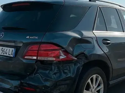 Usata Mercedes GLE250 204 CV (150 kW) 2015 Bluazzurro SUV