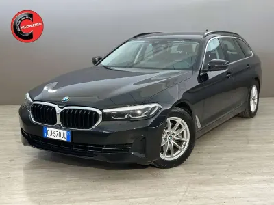 Usata BMW 520 190 CV (139 kW) 2022 Nero Station wagon
