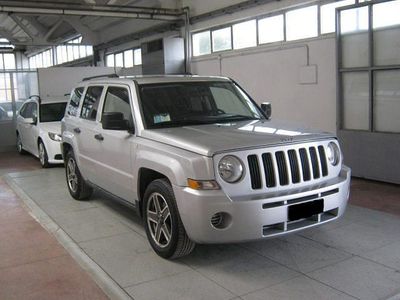 Usata Jeep Patriot Sport 140 CV (102 kW) 2009 Argento SUV