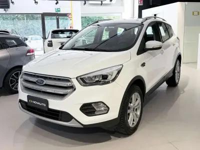 Usata Ford Kuga ST-Line 120 CV (88 kW) 2019 Bianco SUV
