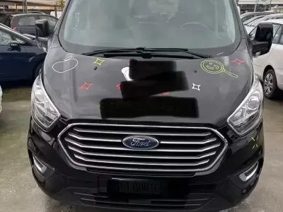 Usata Ford Transit Connect 170 CV (125 kW) 2018 Nero Monovolume