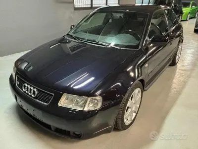 Usata Audi S3 225 CV (165 kW) 2002 Blu/azzurro Utilitaria