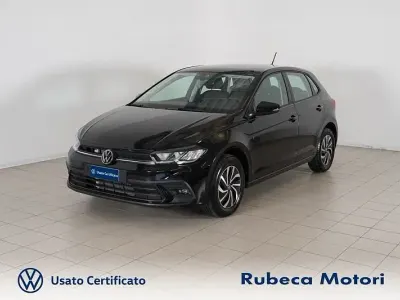 Usata VW Polo Life 95 CV (69 kW) 2025 Nero Utilitaria