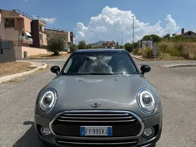 Usata Mini Cooper D Clubman 150 CV (110 kW) 2019 Grigio Station wagon