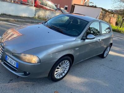 Usata Alfa Romeo 147 Progression 105 CV (77 kW) 2007 Grigio Utilitaria