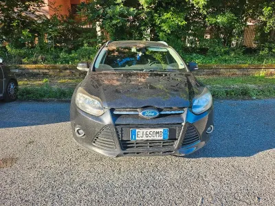 Usata Ford Focus 115 CV (84 kW) 2011 Nero Station wagon