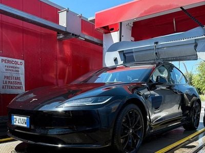 Nero Usata 2023 Tesla Model 3 RWD Berlina | 32.000 € (Cara)