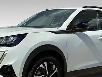 Usata Peugeot 2008 GT 131 CV (96 kW) 2020 Arancione SUV