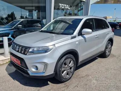 Usata Suzuki Vitara Cool 129 CV (94 kW) 2020 Grigio metallizzato SUV