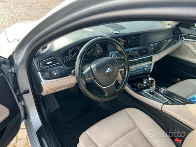 Usata BMW 520 184 CV (135 kW) 2013 Grigio Station wagon