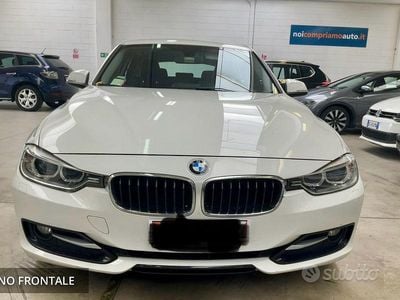 Usata BMW 320 Sport Line 184 CV (135 kW) 2015 Bianco Station wagon