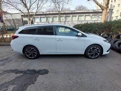 Usata Toyota Auris Edition-S 111 CV (81 kW) 2016 Station wagon