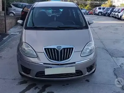 Usata Lancia Musa 95 CV (69 kW) 2008 Grigio Monovolume