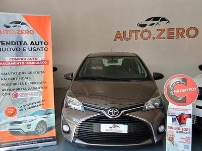 Usata Toyota Yaris 69 CV (50 kW) 2017 Grigio Berlina