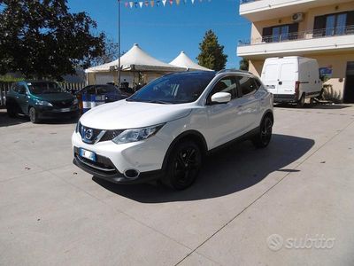 Usata Nissan Qashqai Tekna 110 CV (80 kW) 2014 Bianco SUV