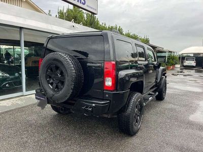 Hummer H3