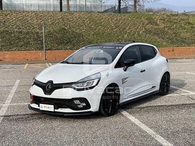 Second-hand Renault Clio IV Trophy 220 CP (161 kW) 2017 Alb Berlinǎ