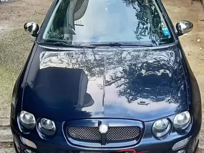 Usata MG ZR 103 CV (75 kW) 2002 Nero Utilitaria