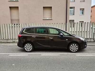 Usata Opel Zafira Tourer 2013 Marrone Monovolume