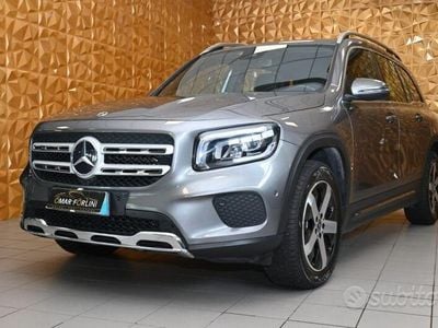 Mercedes GLB180