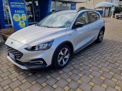 Usata Ford Focus Active 125 CV (91 kW) 2022 Argento Berlina