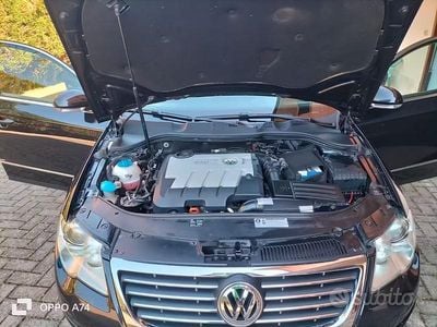 Usata VW Passat Highline 140 CV (102 kW) 2009 Nero Station wagon